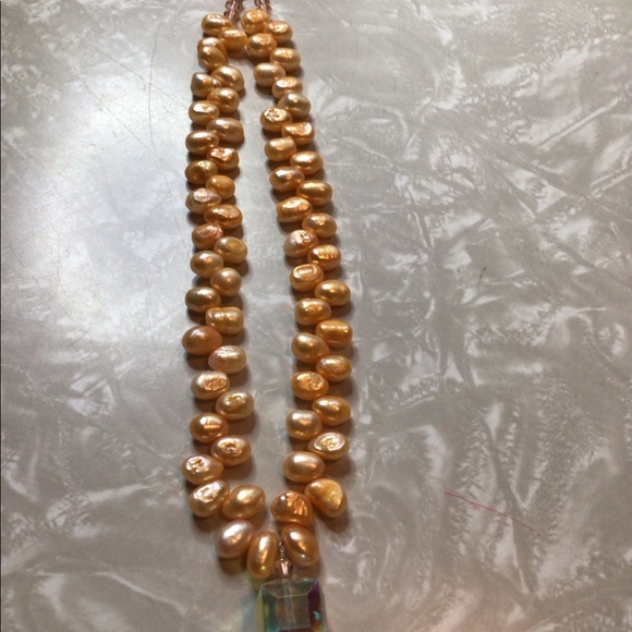 Fresh water pearls light peach pearls /Swarovski crystals - Picture 2 of 12